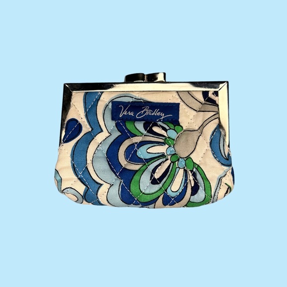 Vera Bradley Handbags - Vera Bradley Mediterranean White Kiss Lock Coin Purse